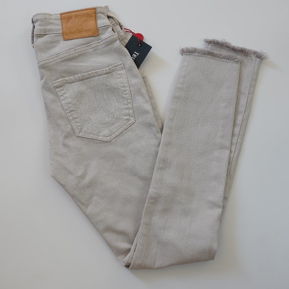 True Religion woman light gray curvy skinny jeans